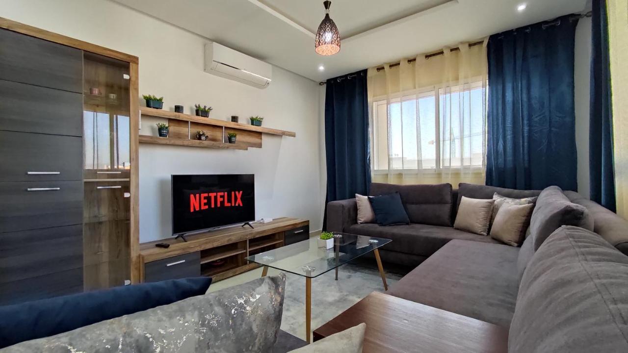 Dlx02 Apartment Уджда Екстериор снимка
