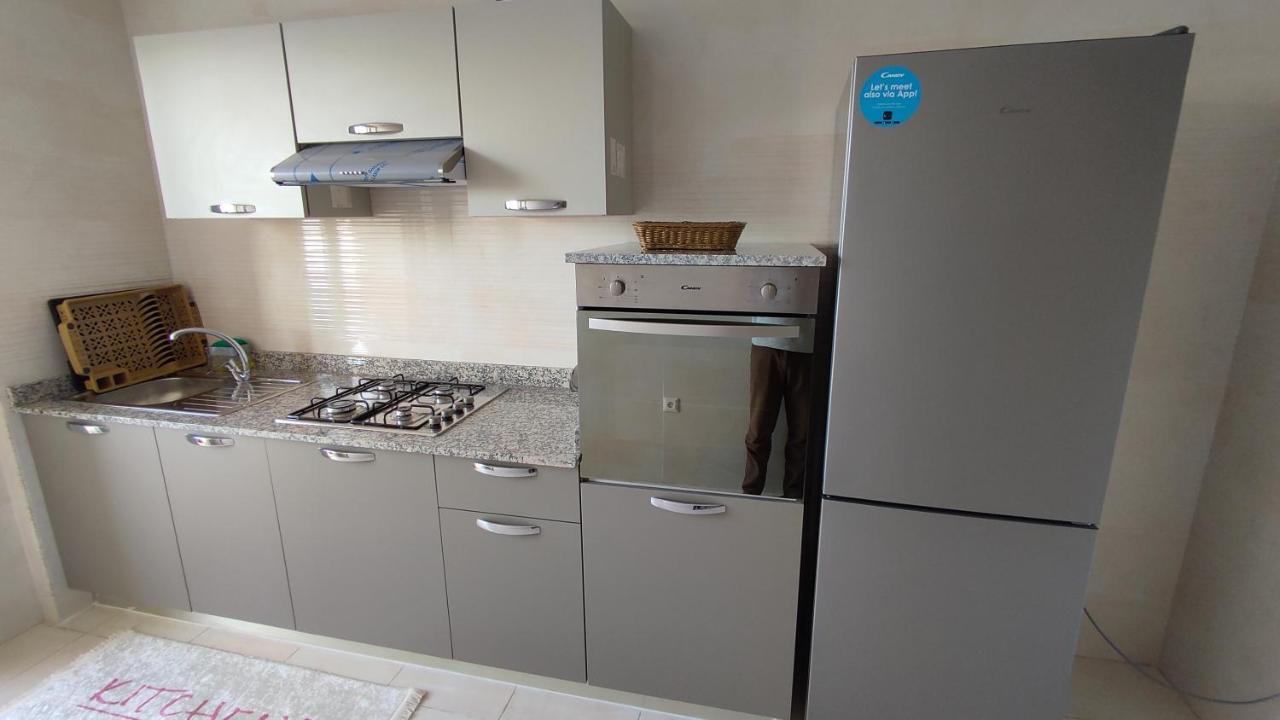 Dlx02 Apartment Уджда Екстериор снимка
